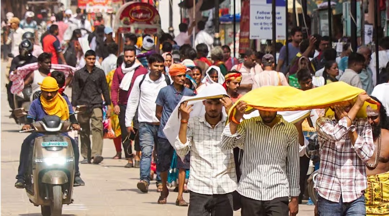 भारत भर में लू की चेतावनी: मौसम विज्ञान विभाग ने अगले सप्ताह तक भीषण परिस्थितियों की चेतावनी जारी की है, तापमान 48 डिग्री सेल्सियस के करीब पहुंचने की आशंका है।