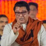 राम मंदिर विवाद के बीच, राज ठाकरे ने मुंबई के सिद्धिविनायक मंदिर में 18 करोड़ रुपये के दान की चोरी का आरोप लगाया।