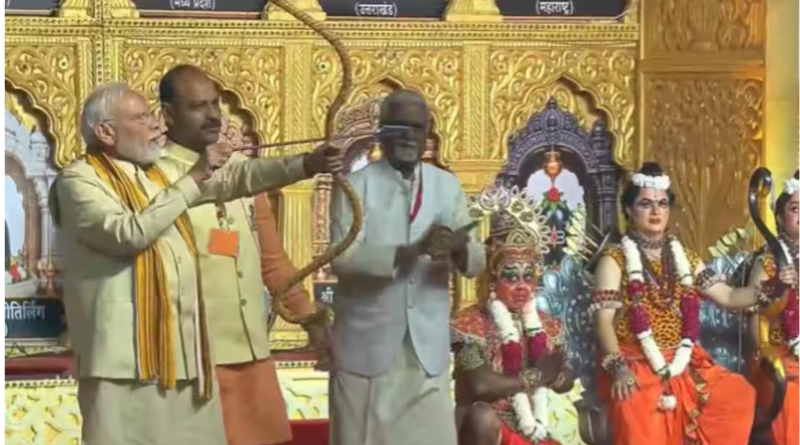 'भारत भगवान राम की आत्मा में डूबा हुआ है': पीएम मोदी ने दिल्ली दशहरा कार्यक्रम में रावण दहन किया
